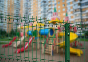 забор для детского сада